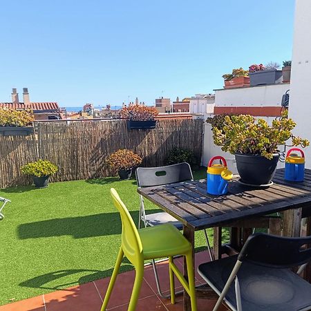 Precioso Duplex Con Terraza A 5 Minutos Playa Y 20 Minutos De Barcelona Apartment Premia De Mar Bagian luar foto