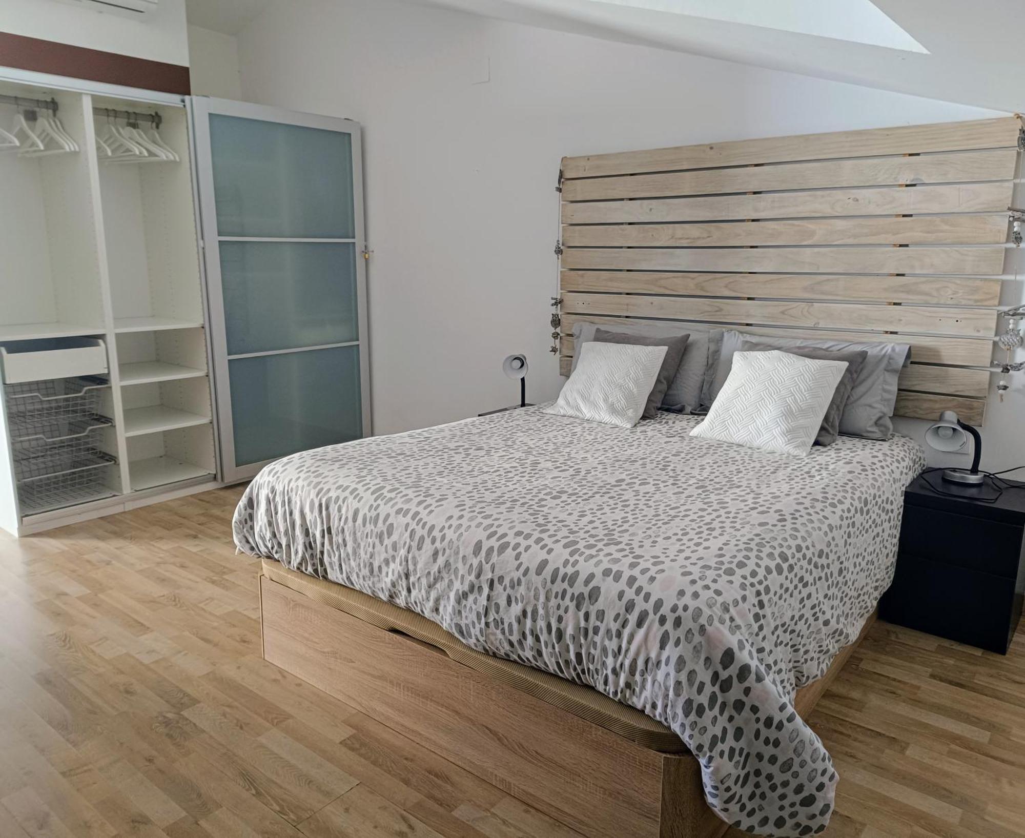 Precioso Duplex Con Terraza A 5 Minutos Playa Y 20 Minutos De Barcelona Apartment Premia De Mar Bagian luar foto